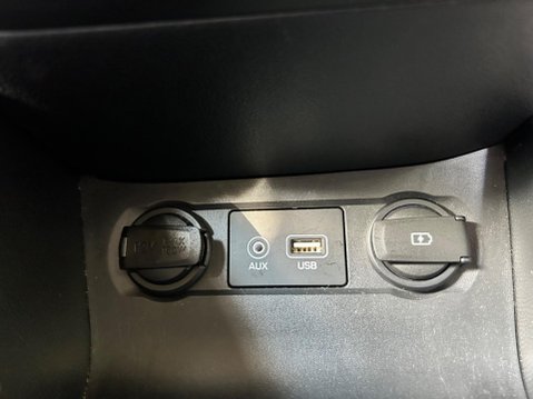 Hyundai i20 T-GDI PREMIUM NAV 24