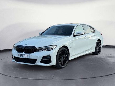 BMW 3 Series 2.0 330e M Sport Auto 4dr