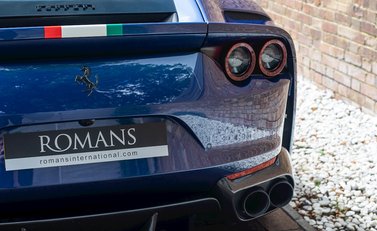 Ferrari 812 Superfast 23