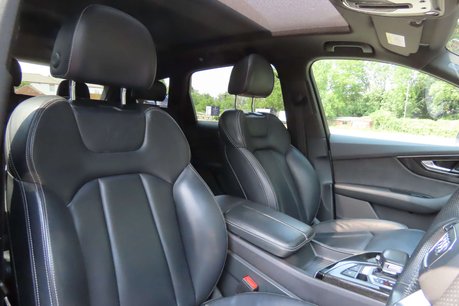 Audi Q7 3.0 TDI V6 50 Black Edition SUV 5dr Diesel Tiptronic quattro Euro 6 (s/s) ( 9
