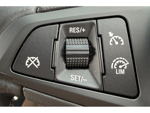 Vauxhall Corsa 1.4 (75) ecoFLEX Energy 3dr 28