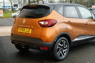 Renault Captur ICONIC TCE 8