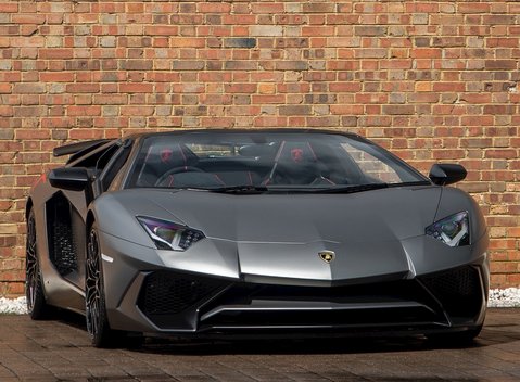 Lamborghini Aventador SV LP750-4 Roadster 1