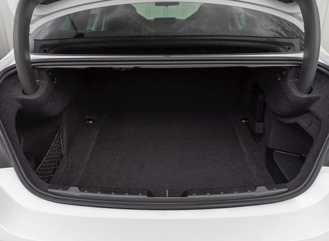 BMW M4 DTM Champion Edition 40