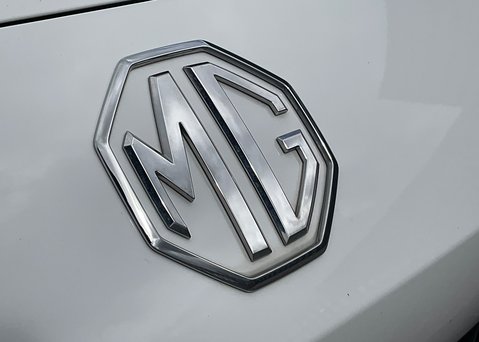MG MG3 1.5 HYBRID+ SE 22