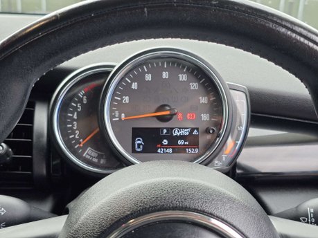 Mini Hatch 1.5 Cooper Hatchback 5dr Petrol Steptronic Euro 6 (s/s) (136 ps) 31