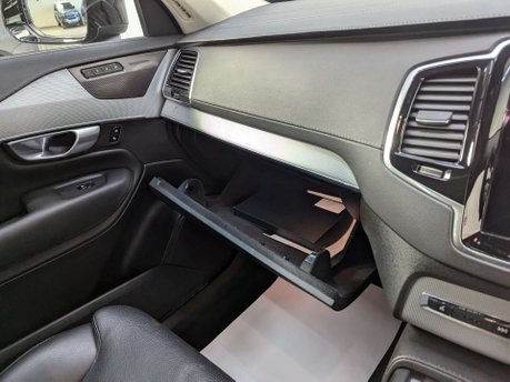 Volvo XC90 2.0 XC90 + B5 MHEV AWD Auto 4WD 5dr 85