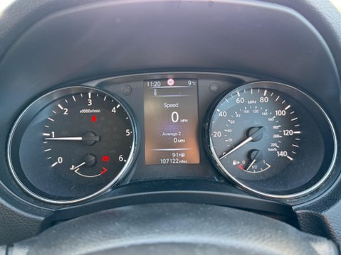Nissan Qashqai 1.5 dCi n-tec 2WD Euro 5 (s/s) 5dr 25