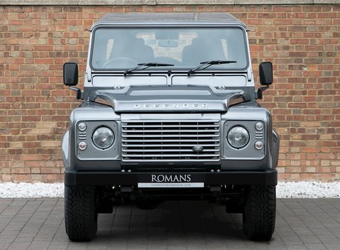 Land Rover Defender 90 TD XS Station Wagon 4