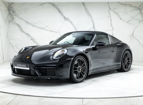 Porsche 911 Targa (992) 50 Years Porsche Design Edition 5