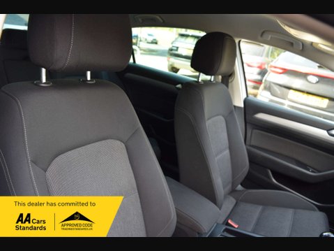 Volkswagen Passat 2.0 Passat SE Business TDI BlueMotion Technology 4dr 40