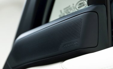 Land Rover Range Rover P510e First Edition 22