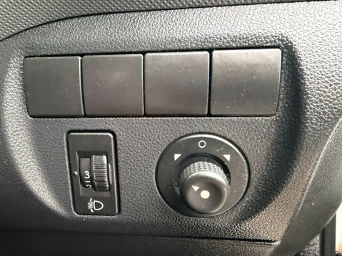 Peugeot Partner 1.6 HDi 850 S Panel Van 4dr Diesel Manual L1 (138 g/km, 90 bhp) 27