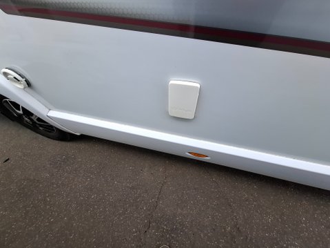 Elddis Majestic 275 8