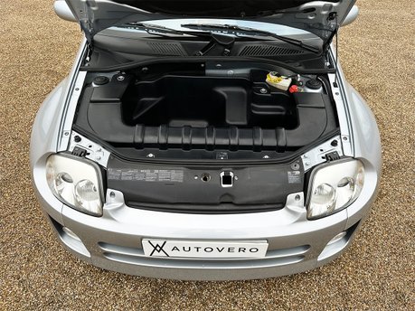Renault Clio RENAULTSPORT V6 82