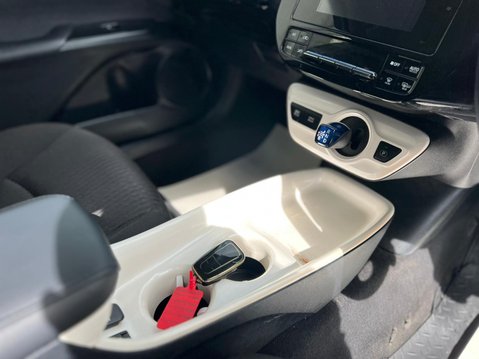 Toyota Prius VVT-I ACTIVE 48