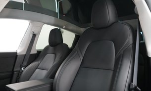 Tesla Model Y RWD Comfort Suspension One Owner Heated Steering Wheel and Seats VATQ 22