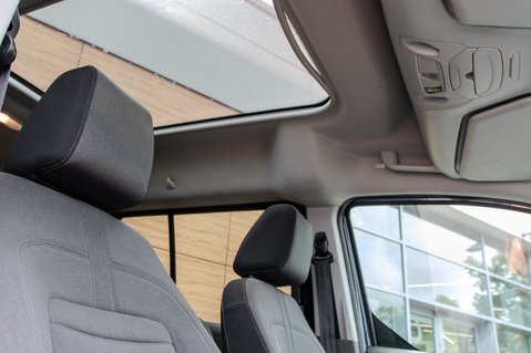 Ford Grand Tourneo Connect TITANIUM TDCI 28