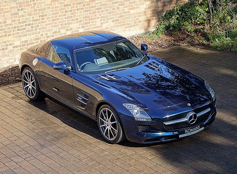 Mercedes-Benz SLS AMG 4