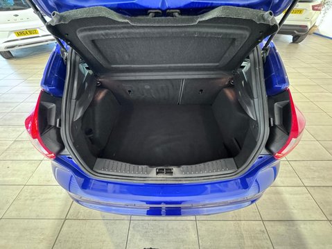 Ford Focus 2.0T EcoBoost ST-3 Euro 5 (s/s) 5dr 29