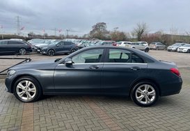 Mercedes-Benz C Class C200 SE PETROL 4 Door 10