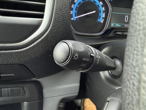 Vauxhall Vivaro 3100 75kWh Dynamic Panel Van 6dr Electric Auto L1 H1 (7.4kW Charger) (136 p 33