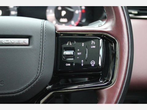 Land Rover Range Rover Velar 3.0 D300 MHEV Dynamic HSE Auto 4WD Euro 6 (s/s) 5dr 19