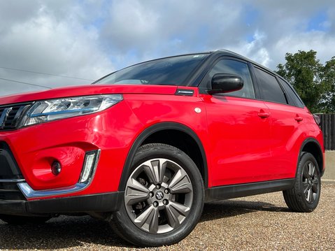 Suzuki Vitara SZ-T BOOSTERJET MHEV 15