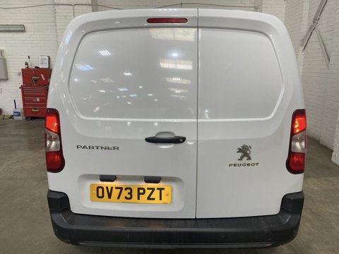 Peugeot Partner BLUEHDI PROFESSIONAL PREMIUM PLUS L1 6