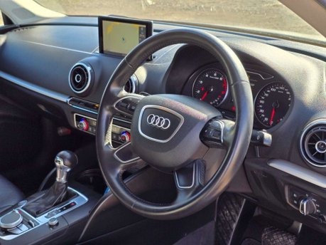 Audi A3 1.4 TFSI CoD S line Saloon 4dr Petrol S Tronic Euro 6 (s/s) (150 ps) 39