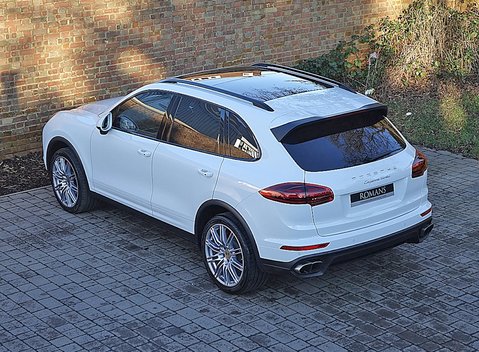 Porsche Cayenne Turbo 8