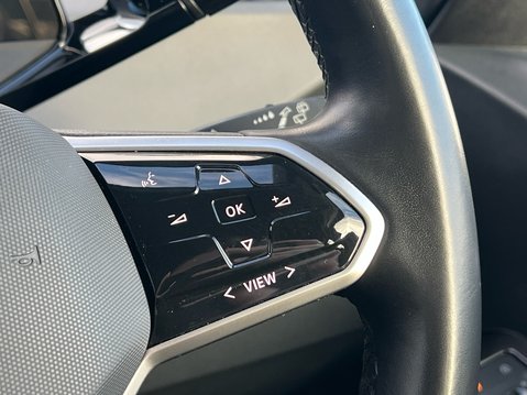 Volkswagen ID.3 Pro Performance 58kWh Life Auto 5dr 29