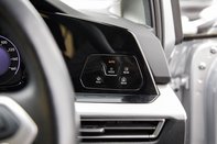 Volkswagen Golf LIFE TSI 15