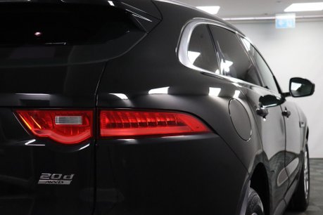 Jaguar F-Pace PORTFOLIO AWD 23