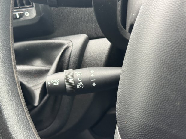 Citroen Relay MWB L2H2 Medium Roof Enterprise 35 Air Con Nav Sensors EURO 6 21