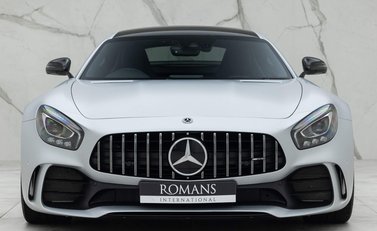 Mercedes-Benz AMG GT R Premium 4
