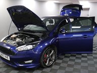 Ford Focus ST-LINE X 16