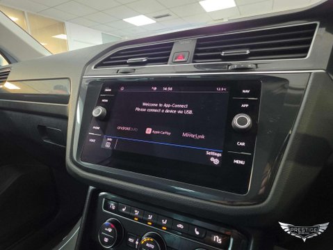 Volkswagen Tiguan 2.0 TDI SEL DSG Euro 6 (s/s) 5dr 41