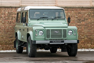 Land Rover Defender 110 Heritage