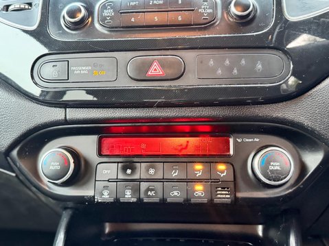 Kia Carens 1.7 CRDi 2 Euro 6 (s/s) 5dr 10