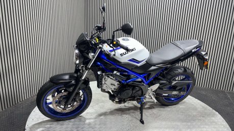 Suzuki SV650 2020 ONLY 8K SERVICED LONG MOT WARRANTY A2 NAKED BIKE 5