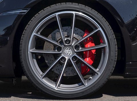 Porsche 911 (992) Targa 4S 12