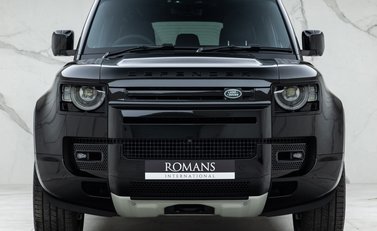 Land Rover Defender 110 V8 4