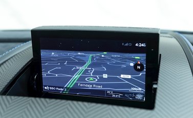 Aston Martin Vantage GT8 15