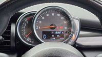Mini Hatch 1.5 Cooper Hatchback 5dr Petrol Steptronic Euro 6 (s/s) (136 ps) 31