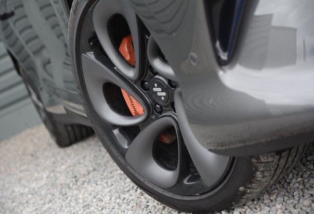 MG IM6 100kWh LAUNCH EDITION AWD