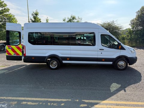 Ford Transit 2.2 TDCi 460 HDT Trend L4 H3 4dr (18 seats) 3