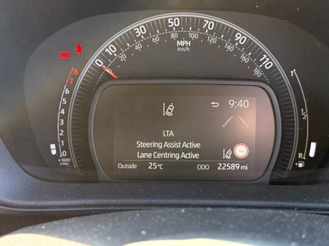 Toyota Aygo X VVT-I EDGE 29