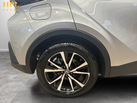 Toyota C-HR 2.0 VVT 13.6kWh Design SUV 5dr Petrol Plug-in Hybrid CVT Euro 6 (s/s) (223 10