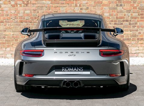 Porsche 911 GT3 (991.2) 5